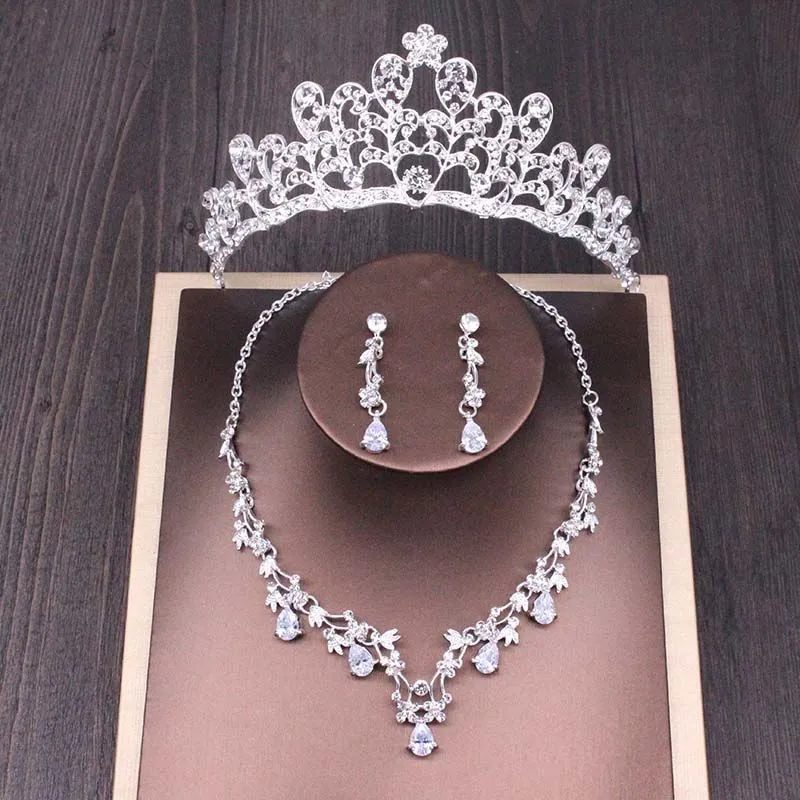 Bridal Rhinestone Crown & Necklace Set - Luxurious Wedding Accessory, Bridal Rhinestone Crown, Wedding Necklace Set, Sparkling Bridal Set