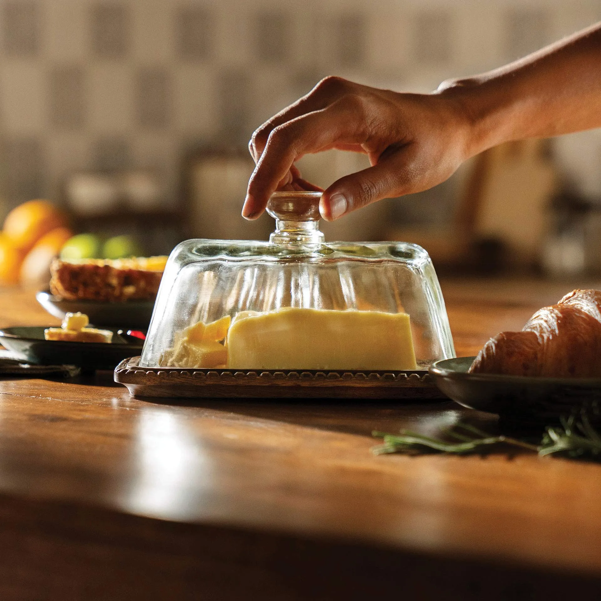 Ellementry Clear Glass Butter Dish with Wooden Base| Colour: Clear | Glass |Baking Dish |Wooden Base| Handcrafted | Versatile | Sustainable | Food Safe | Gifting |